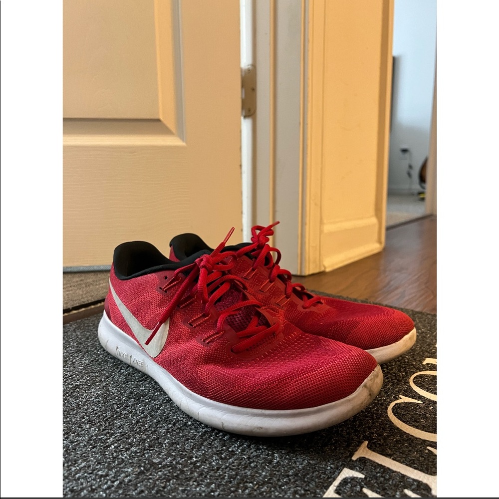 Red Nike Free Running Shoes